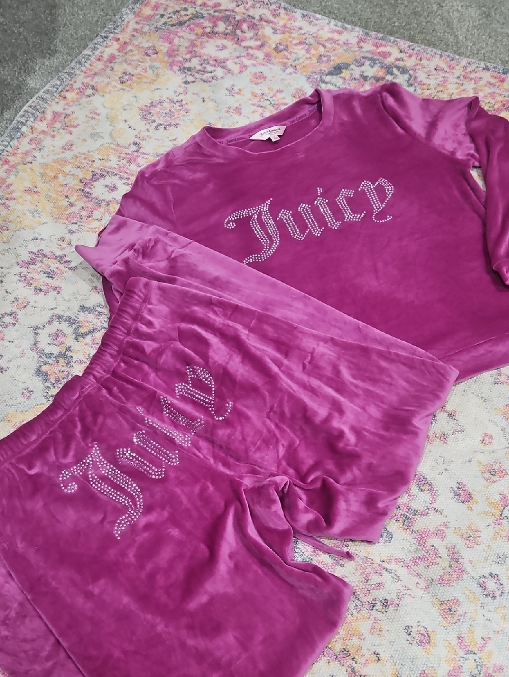 Juicy Couture Velour Rhinestone Logo Tracksuit - Fuchsia size Small